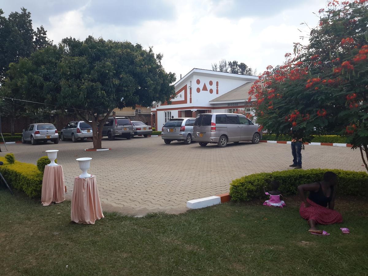 Lucia Villas Mbale Exterior photo